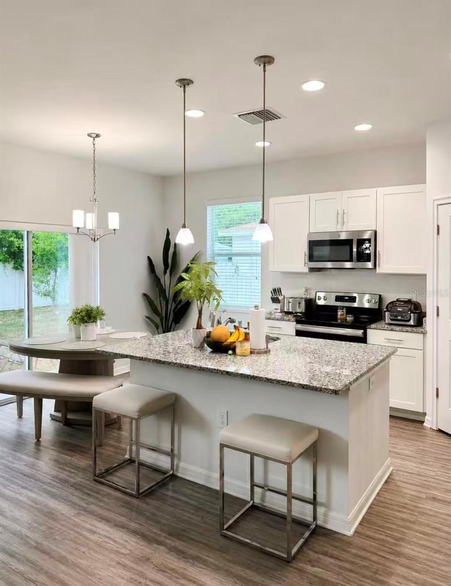 RIVER GROVE PARK - Residential