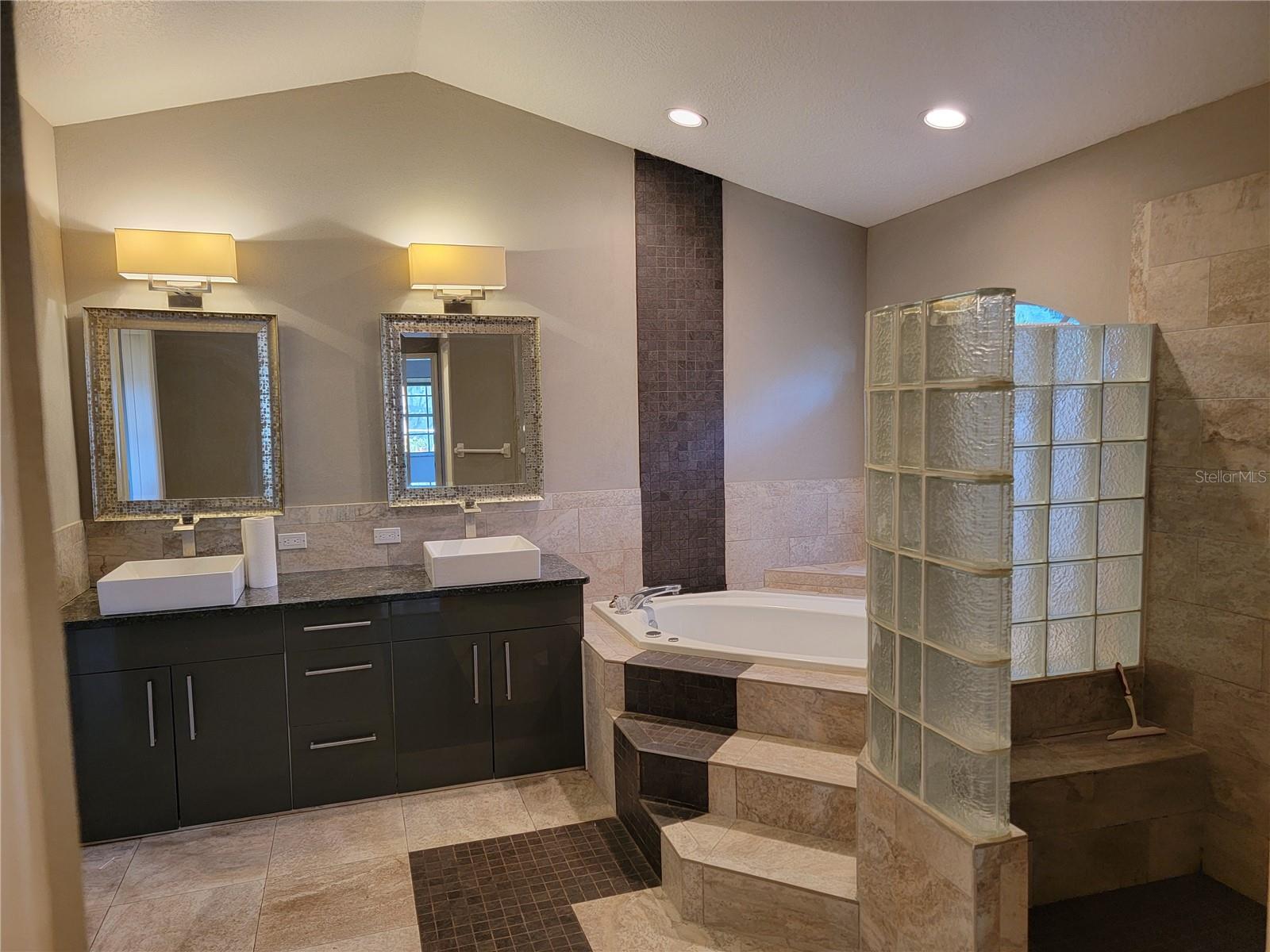 LONGWOOD TRACE PH 01 - Residential
