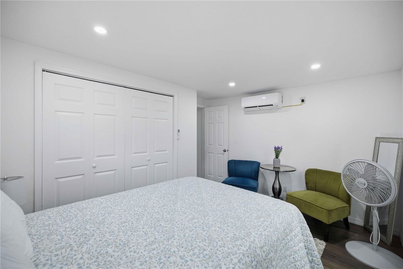FLORIDA ORANGE GROVE CORP - Residential