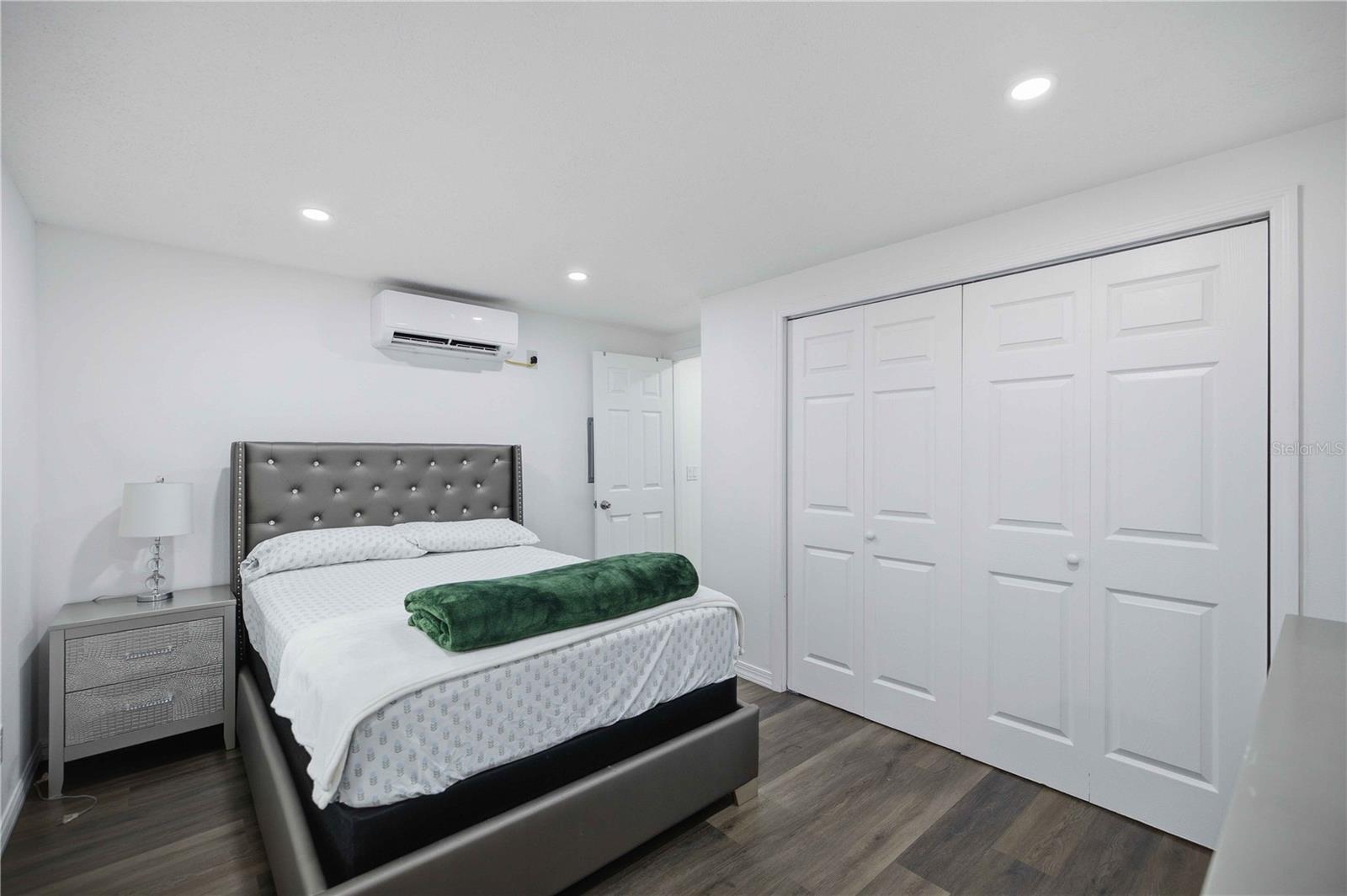 FLORIDA ORANGE GROVE CORP - Residential