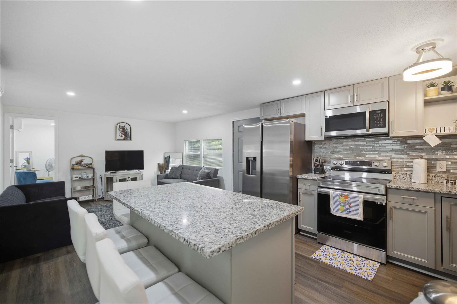 FLORIDA ORANGE GROVE CORP - Residential