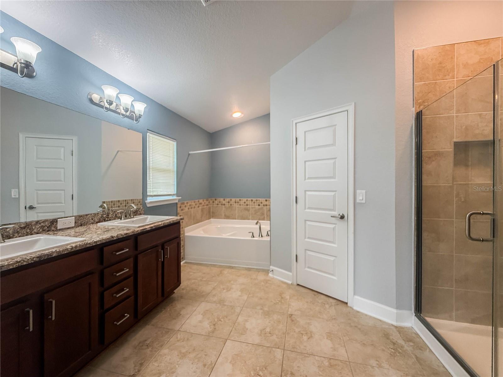 CITRUS LNDG - Residential Lease