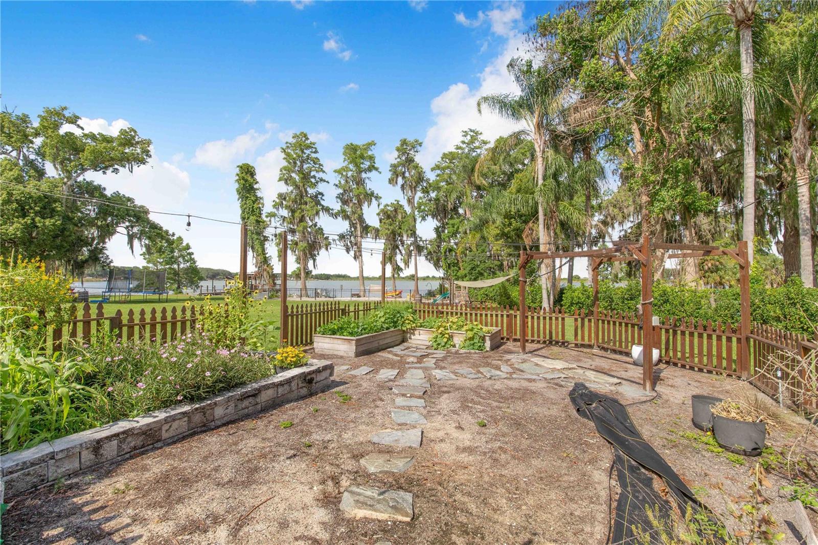 ECHO PARK REP - Residential