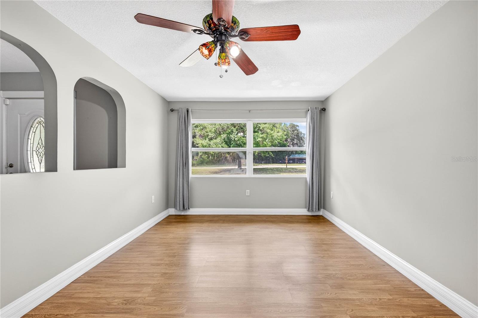 GOLDEN ACRES - Residential