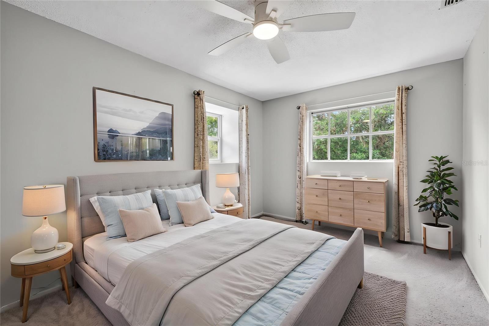 GOLDEN ACRES - Residential