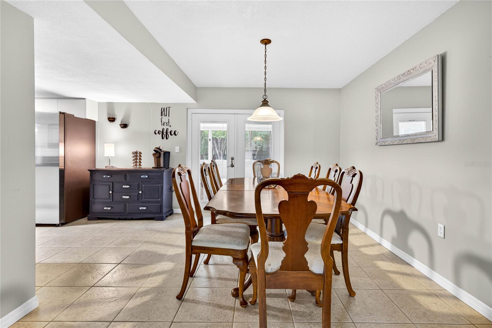 GOLDEN ACRES - Residential