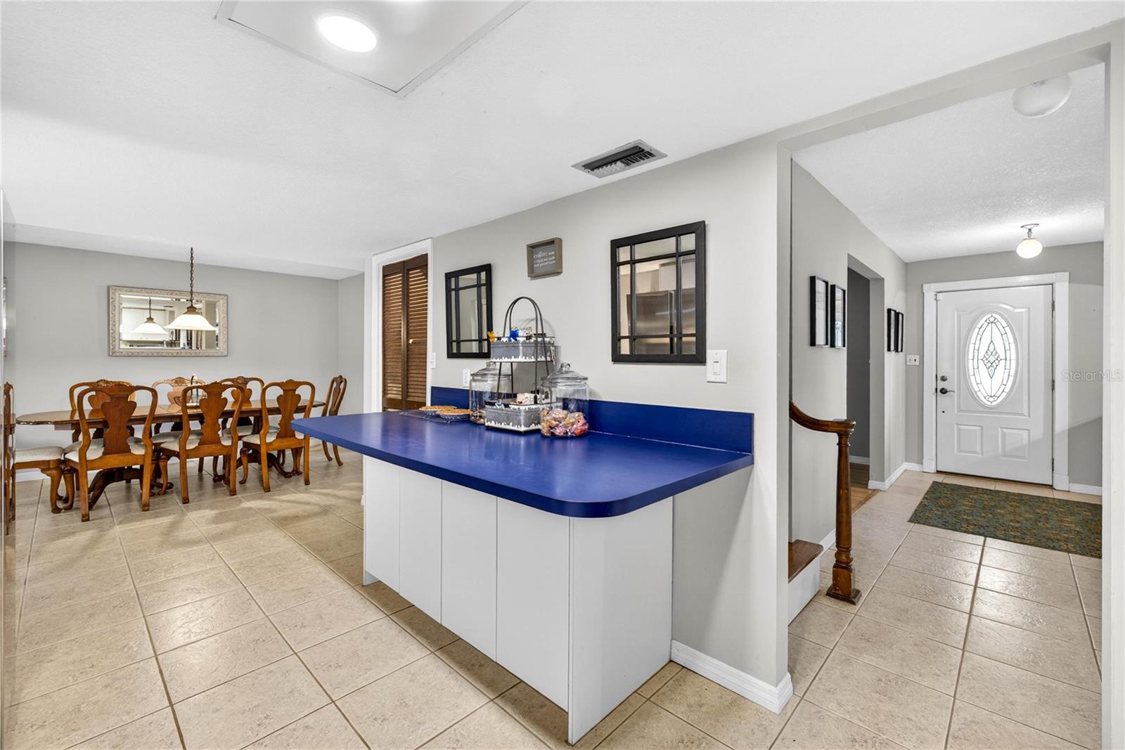 GOLDEN ACRES - Residential
