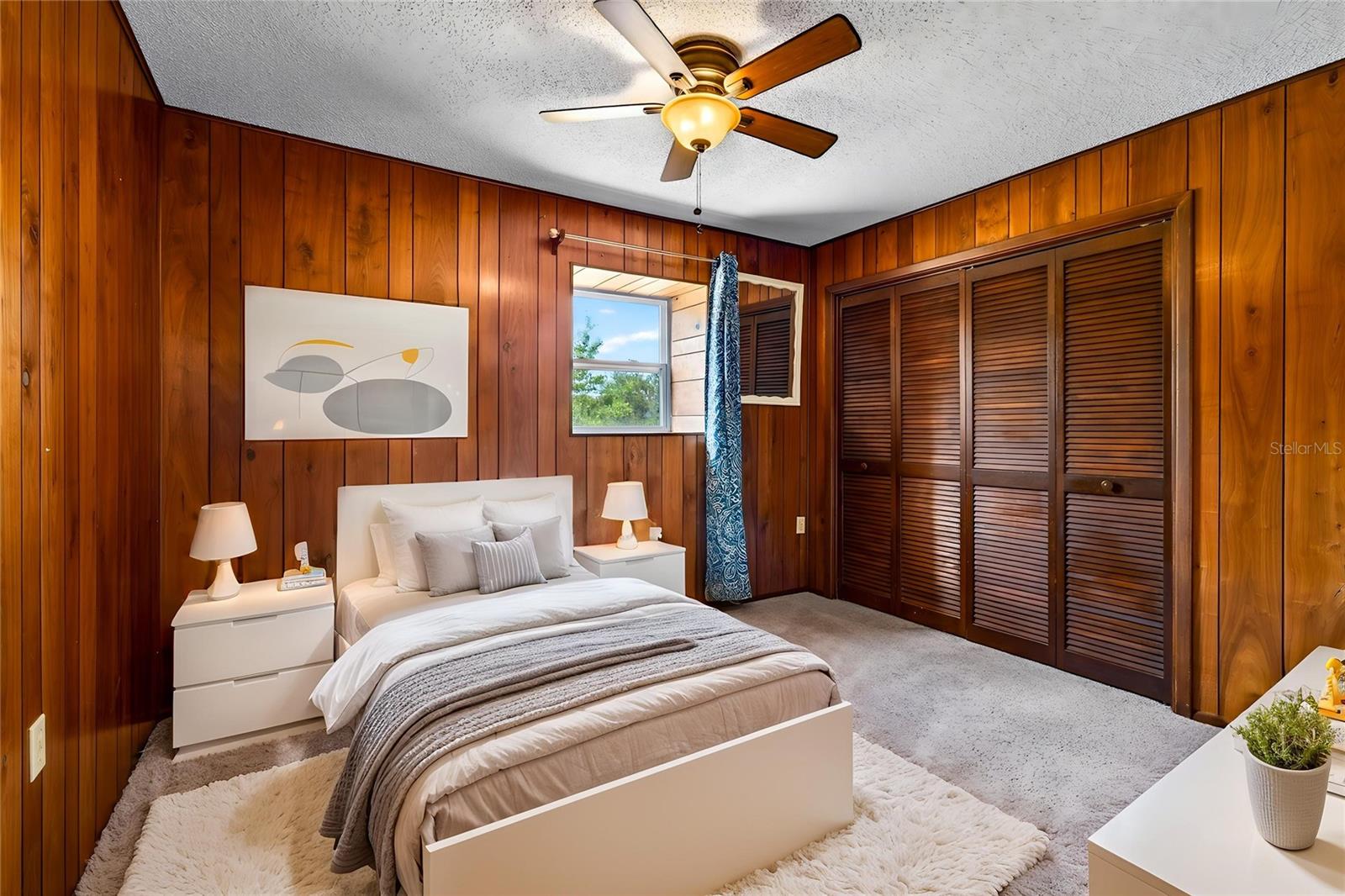 GOLDEN ACRES - Residential
