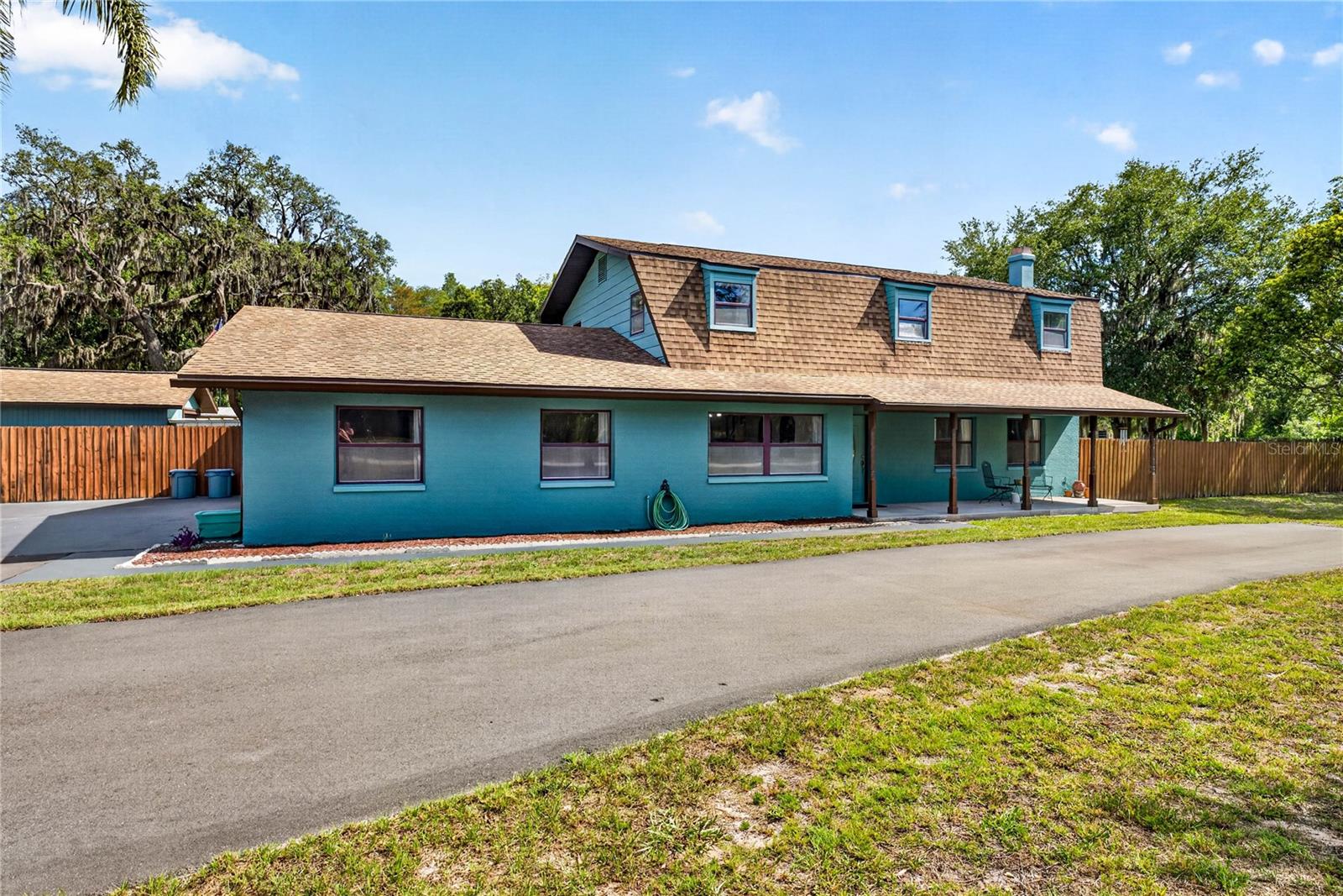 GOLDEN ACRES - Residential