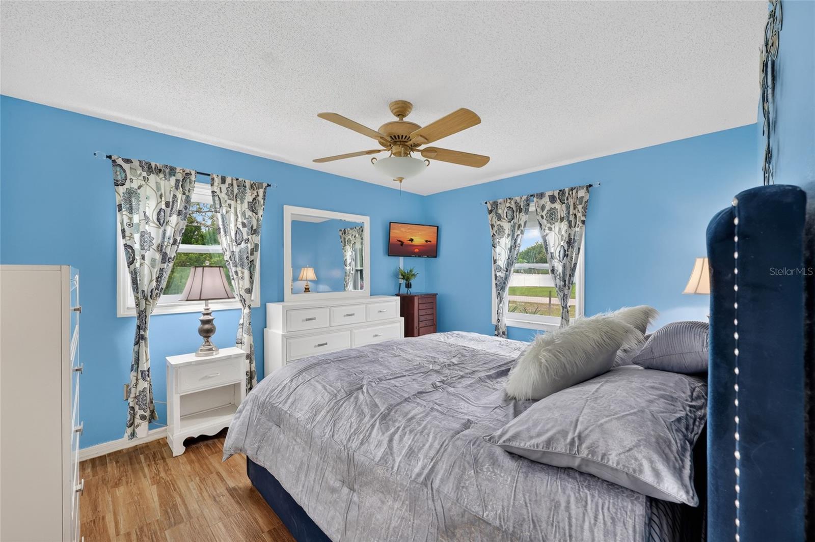 TROPICAL GULF ACRES UN 02 - Residential