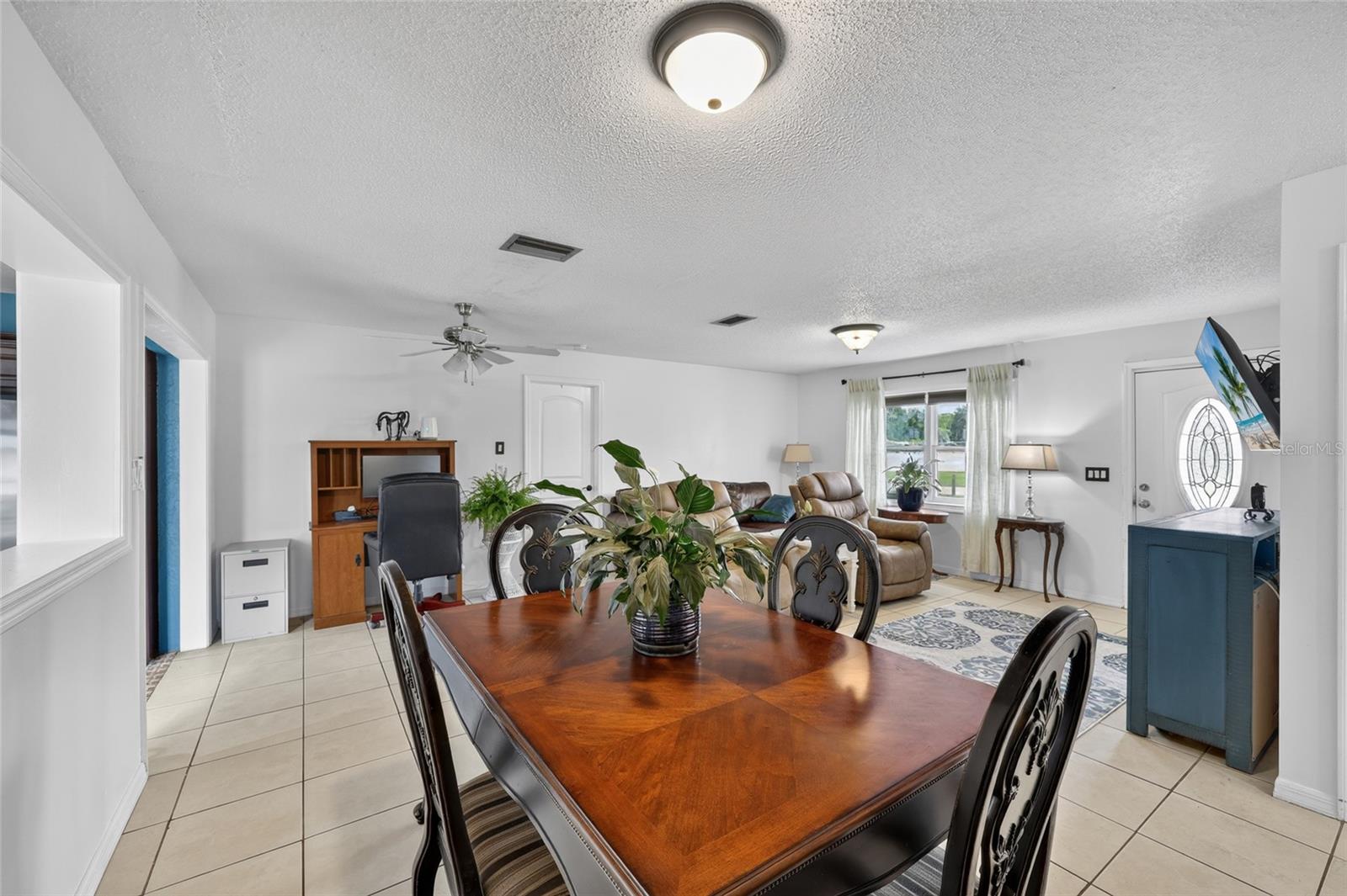 TROPICAL GULF ACRES UN 02 - Residential