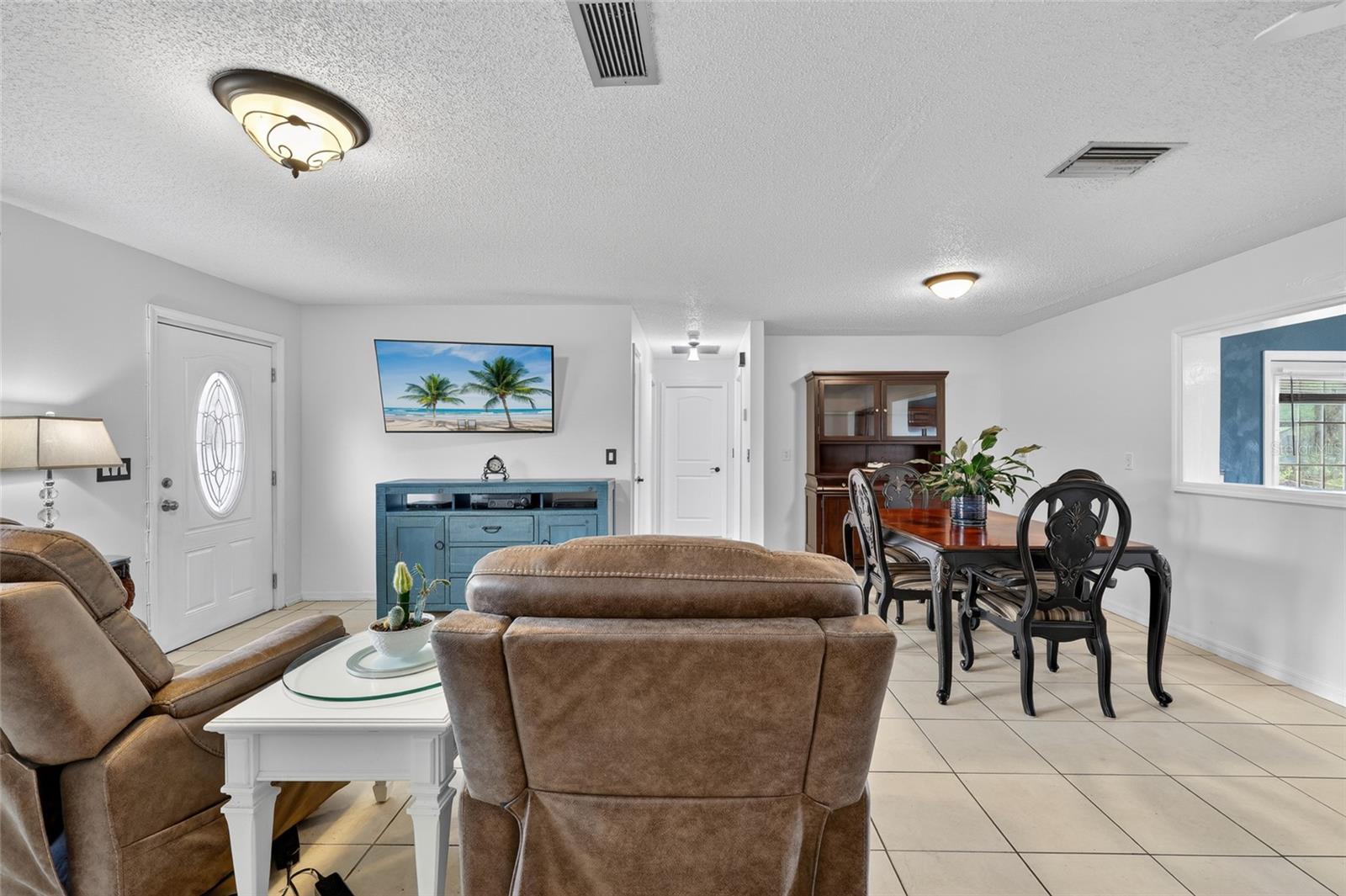 TROPICAL GULF ACRES UN 02 - Residential