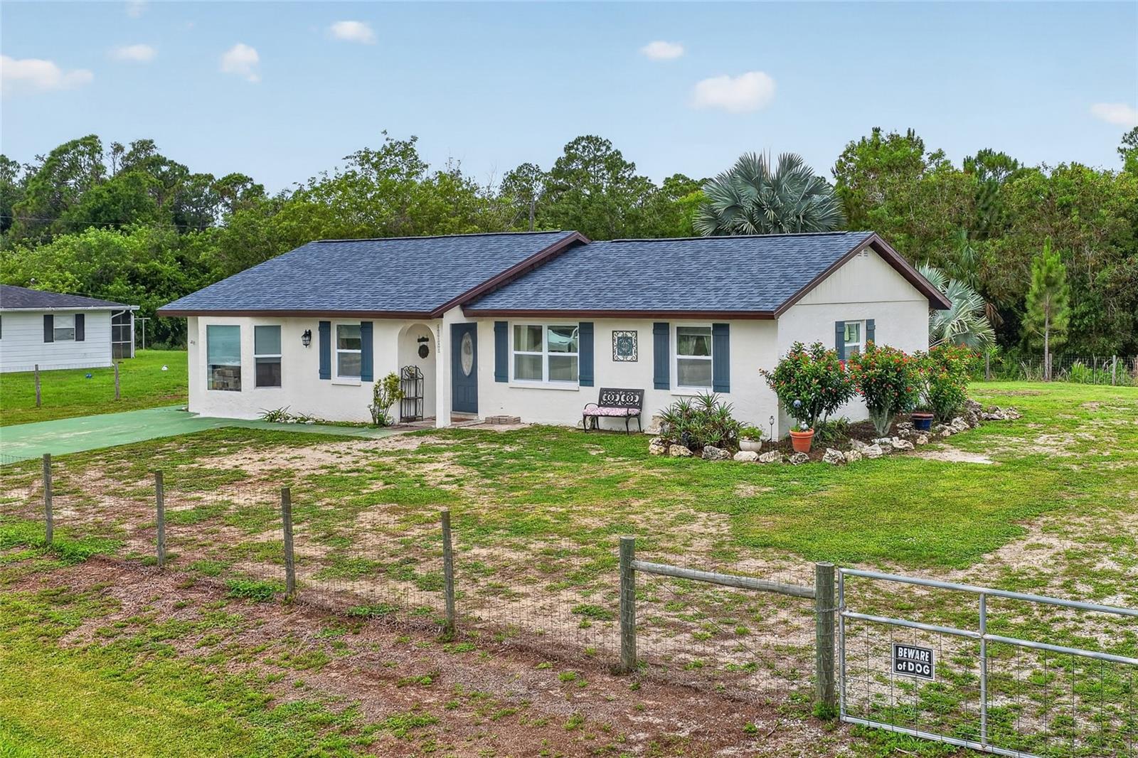TROPICAL GULF ACRES UN 02 - Residential
