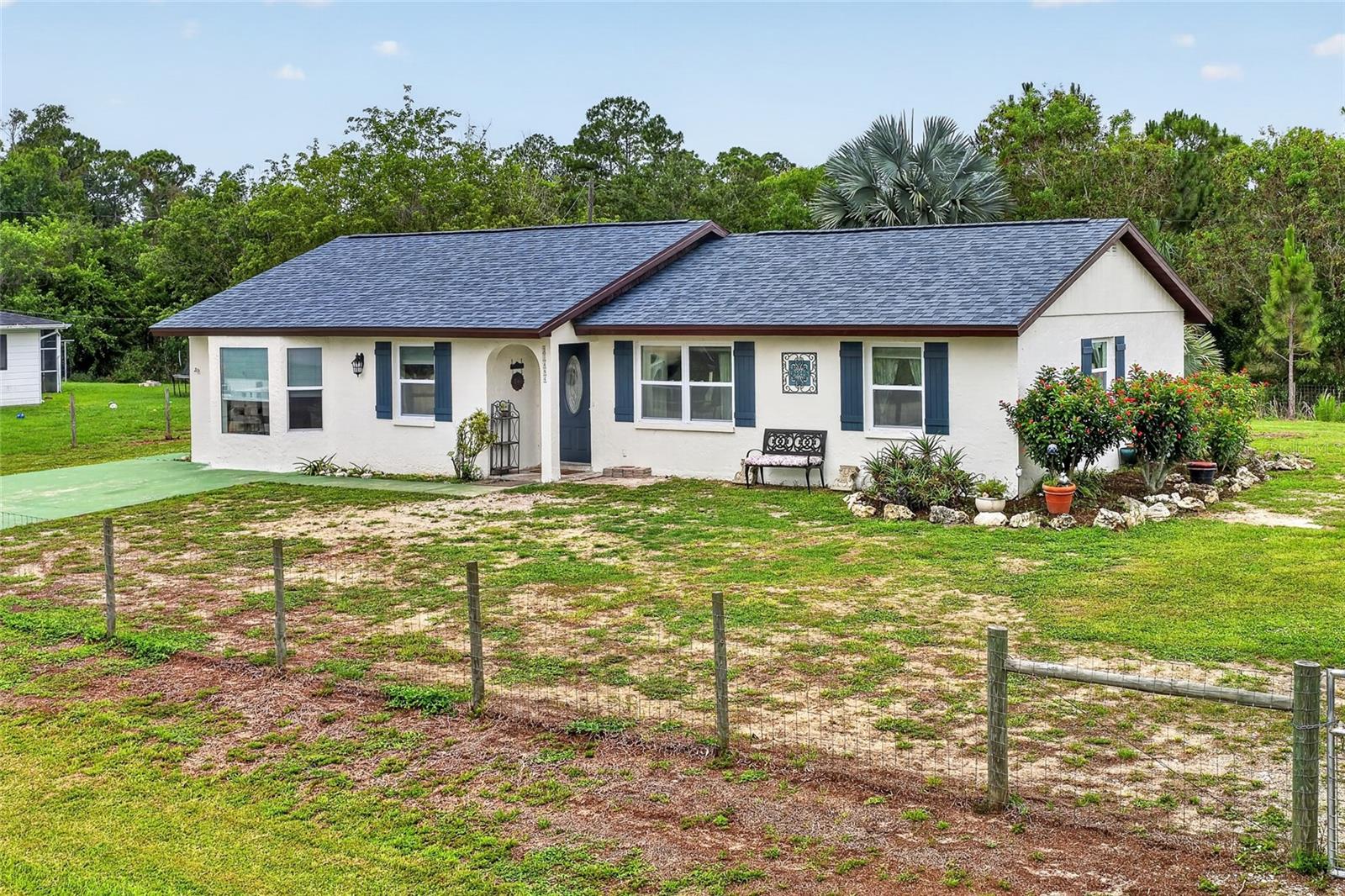 TROPICAL GULF ACRES UN 02 - Residential