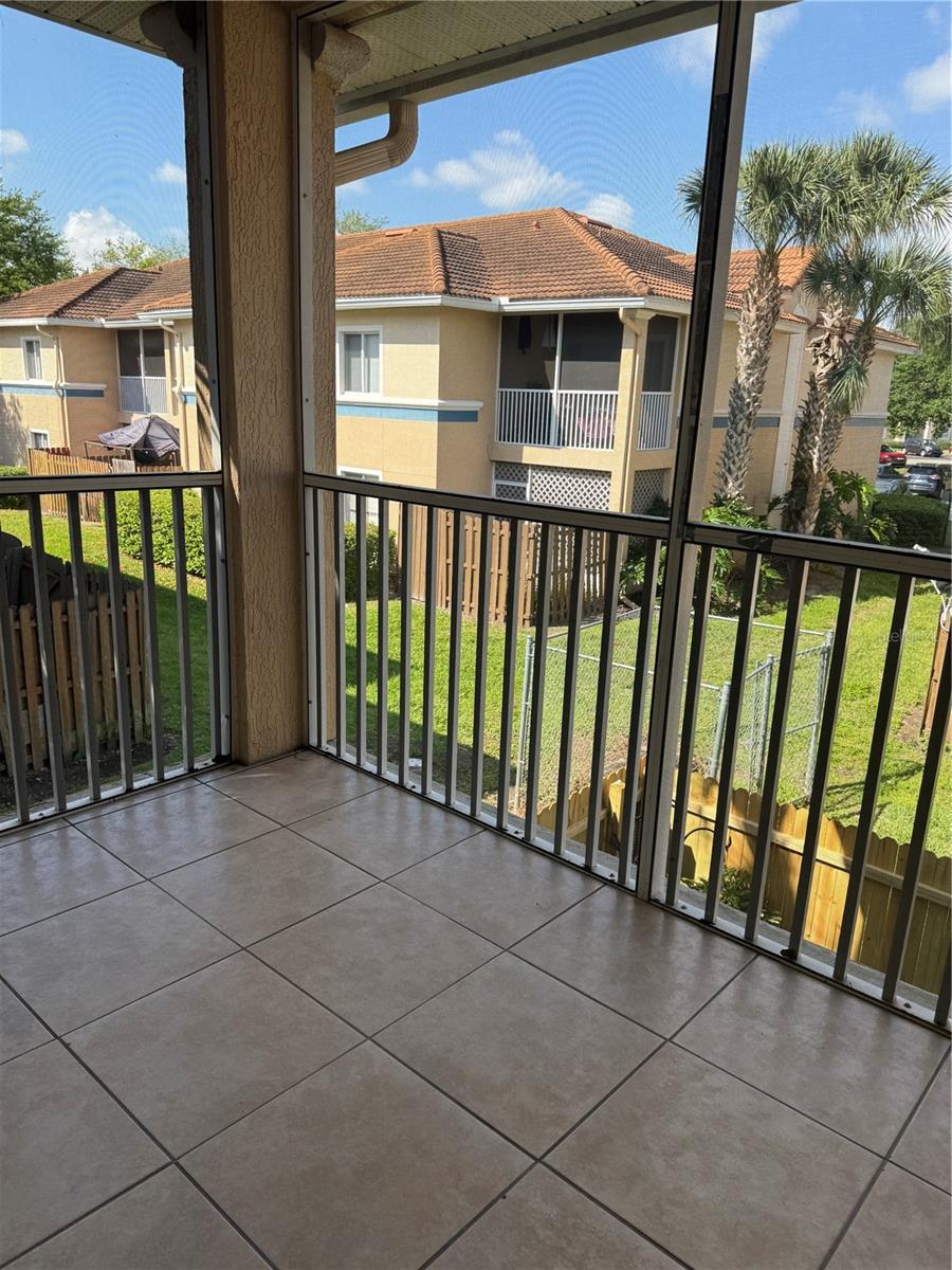 VILLA DEL SOL/MDW CONDO 04 - Residential Lease