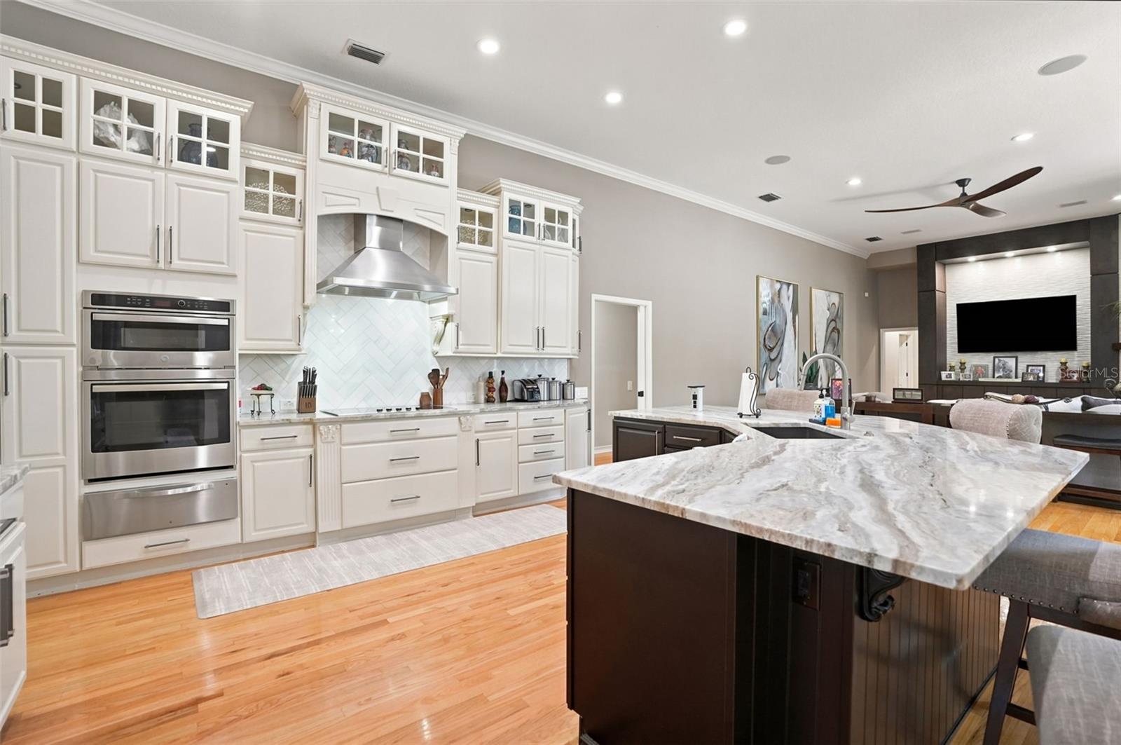 FAIRWAY VILLAGE 02 LAURELWOOD - Residential