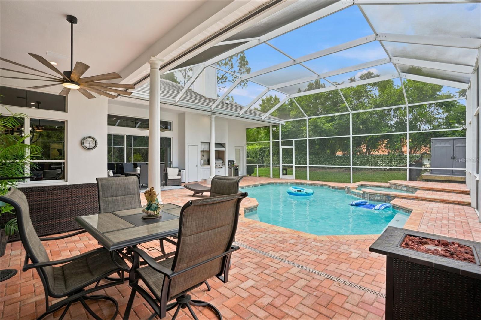 FAIRWAY VILLAGE 02 LAURELWOOD - Residential