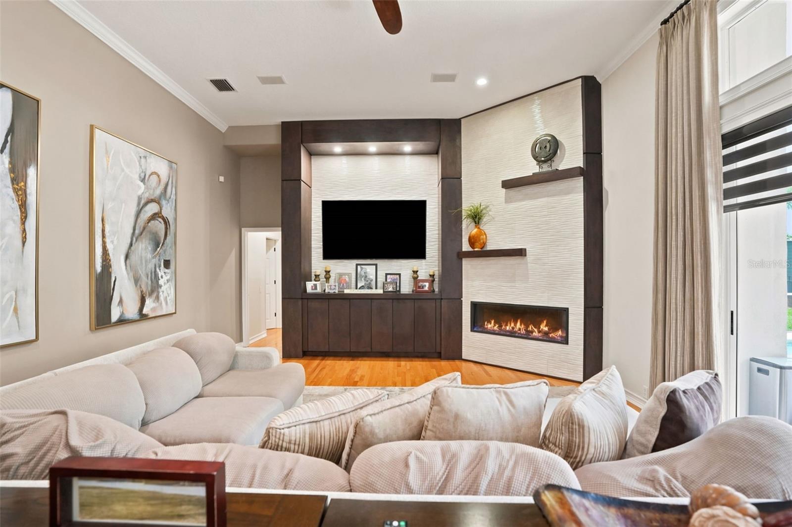 FAIRWAY VILLAGE 02 LAURELWOOD - Residential