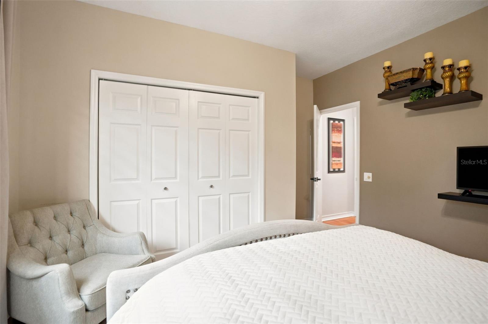 FAIRWAY VILLAGE 02 LAURELWOOD - Residential