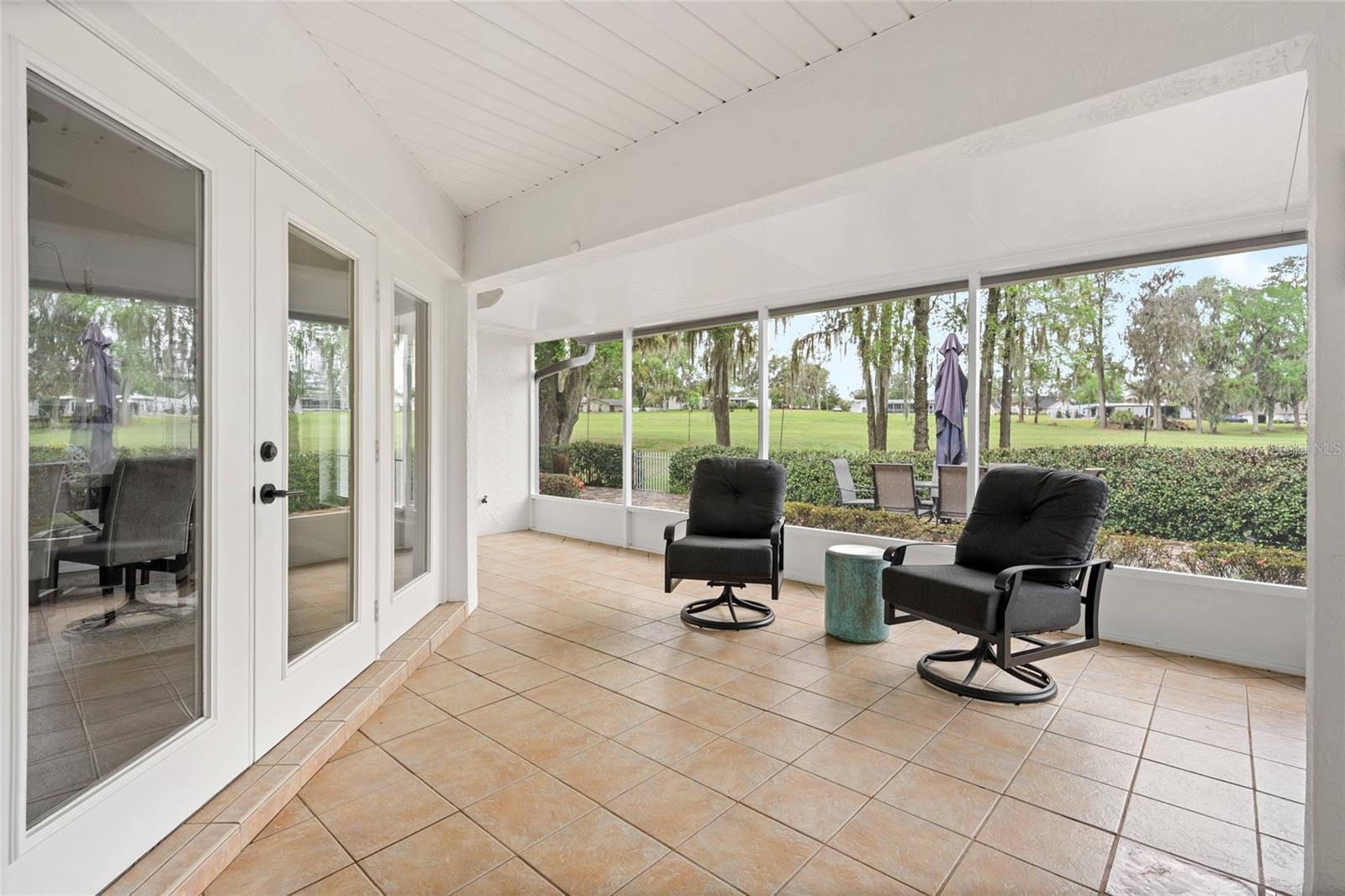 GOLDEN HILLS TURF & COUNTRY CLUB - Residential