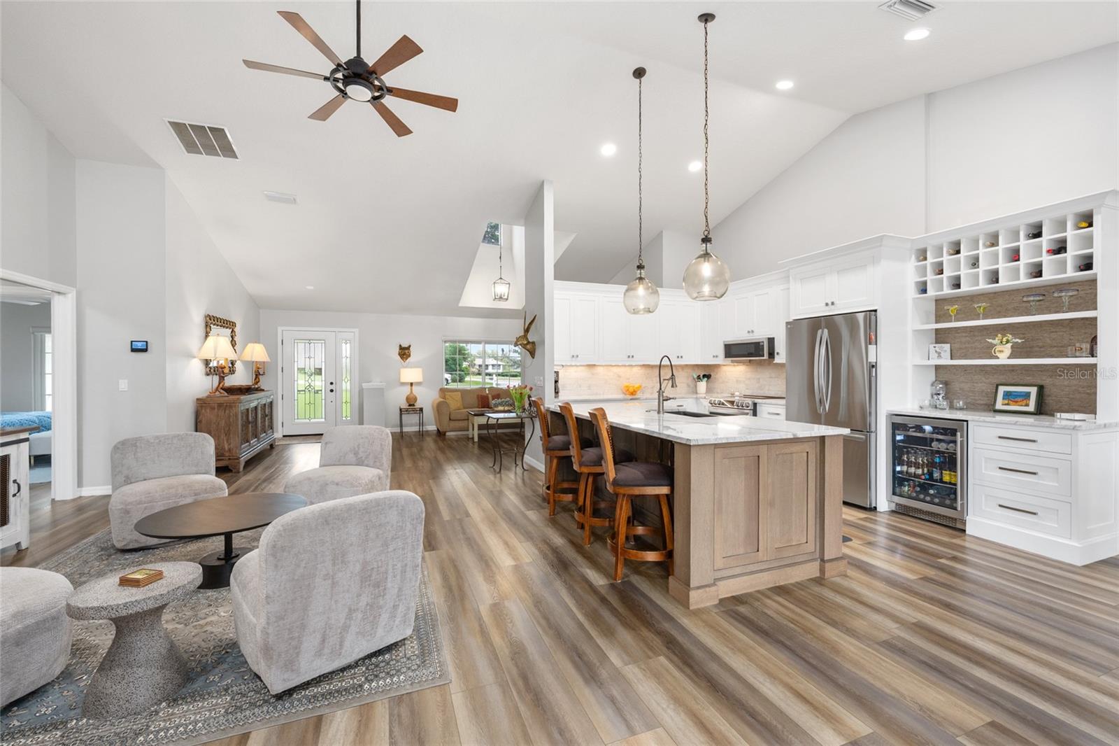 GOLDEN HILLS TURF & COUNTRY CLUB - Residential