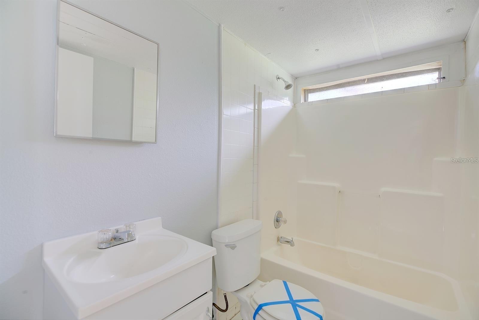 LEISURE ACRES UNIT 01 - Residential