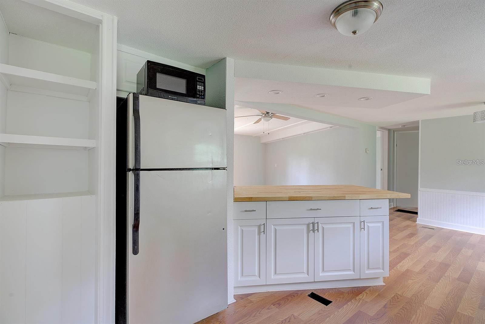 LEISURE ACRES UNIT 01 - Residential