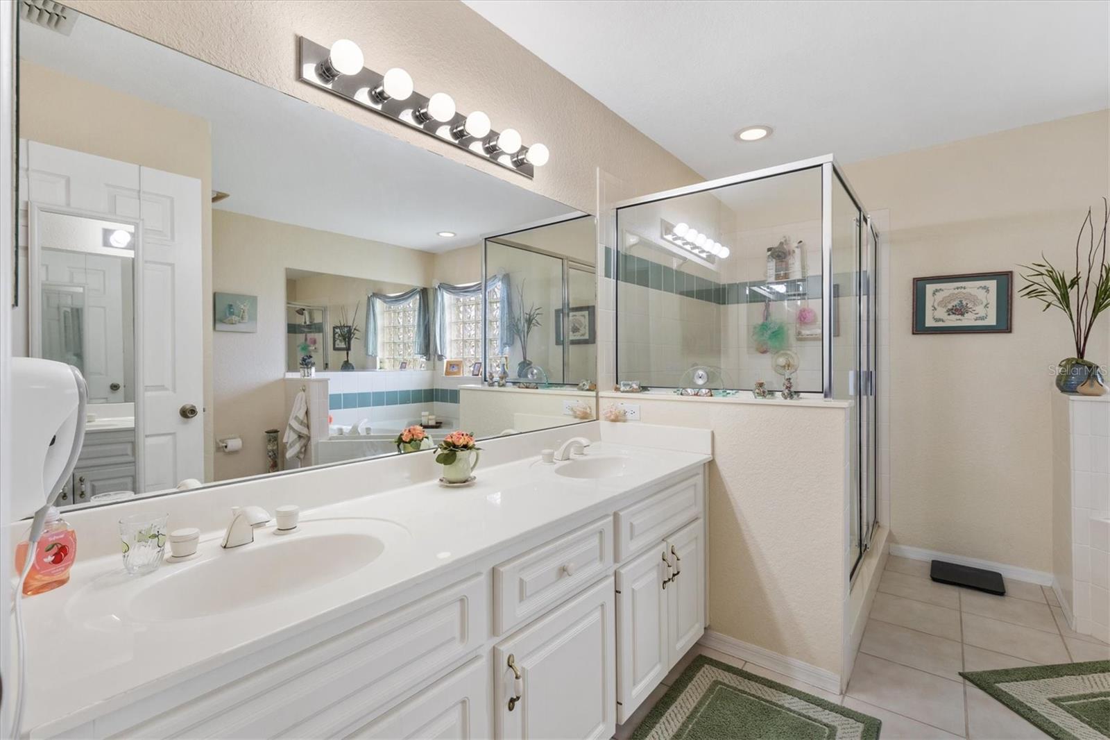 STONECREST - Residential
