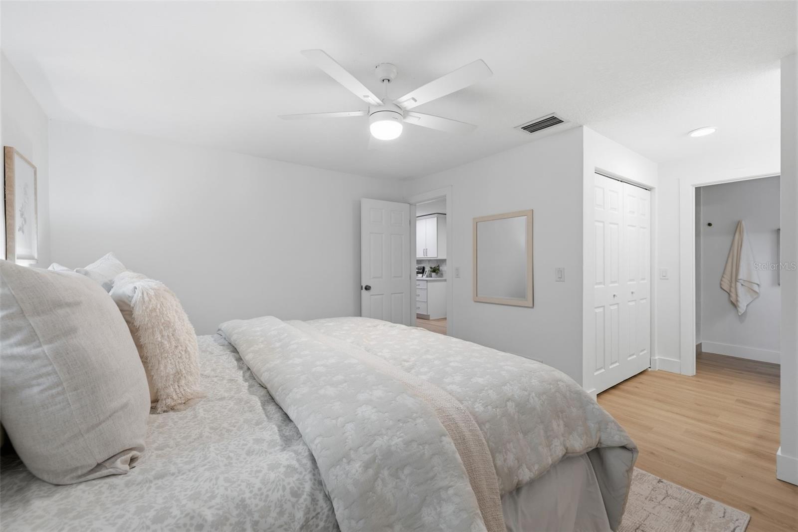 ARVIS CIRCLE - Residential