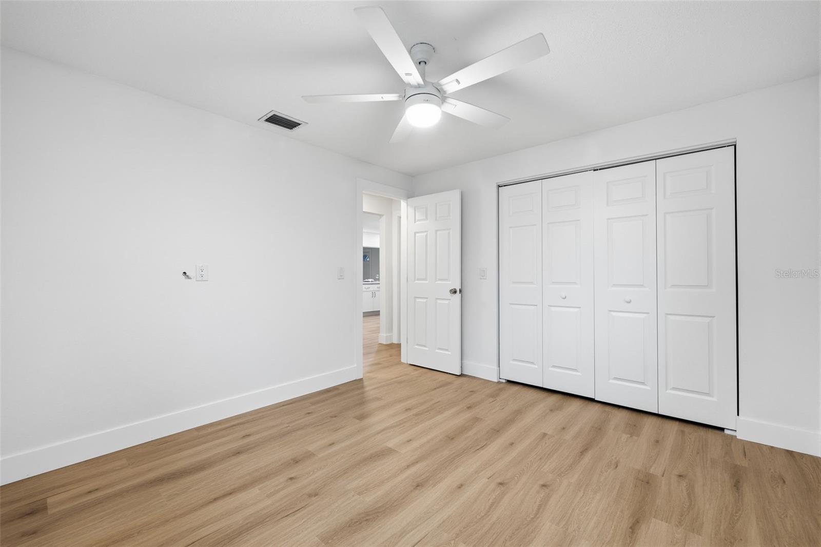 ARVIS CIRCLE - Residential