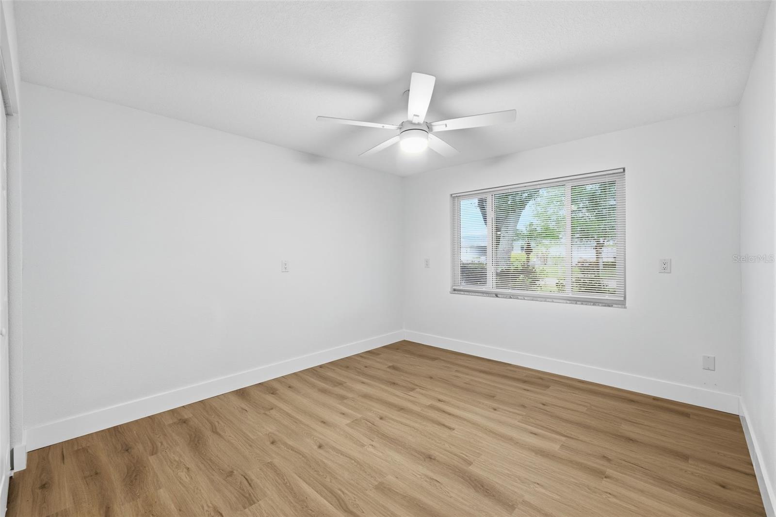 ARVIS CIRCLE - Residential