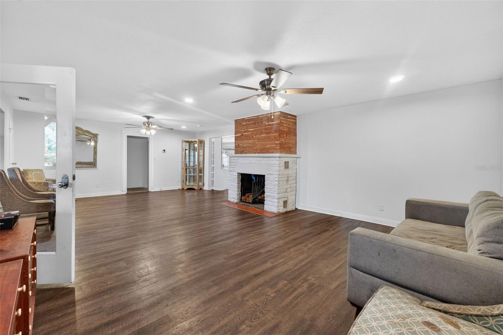 ELBERT HILLS - Residential