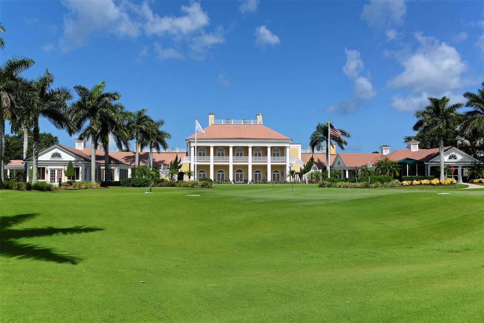 WINDSOR LODGE AT THE OAKS - Residential