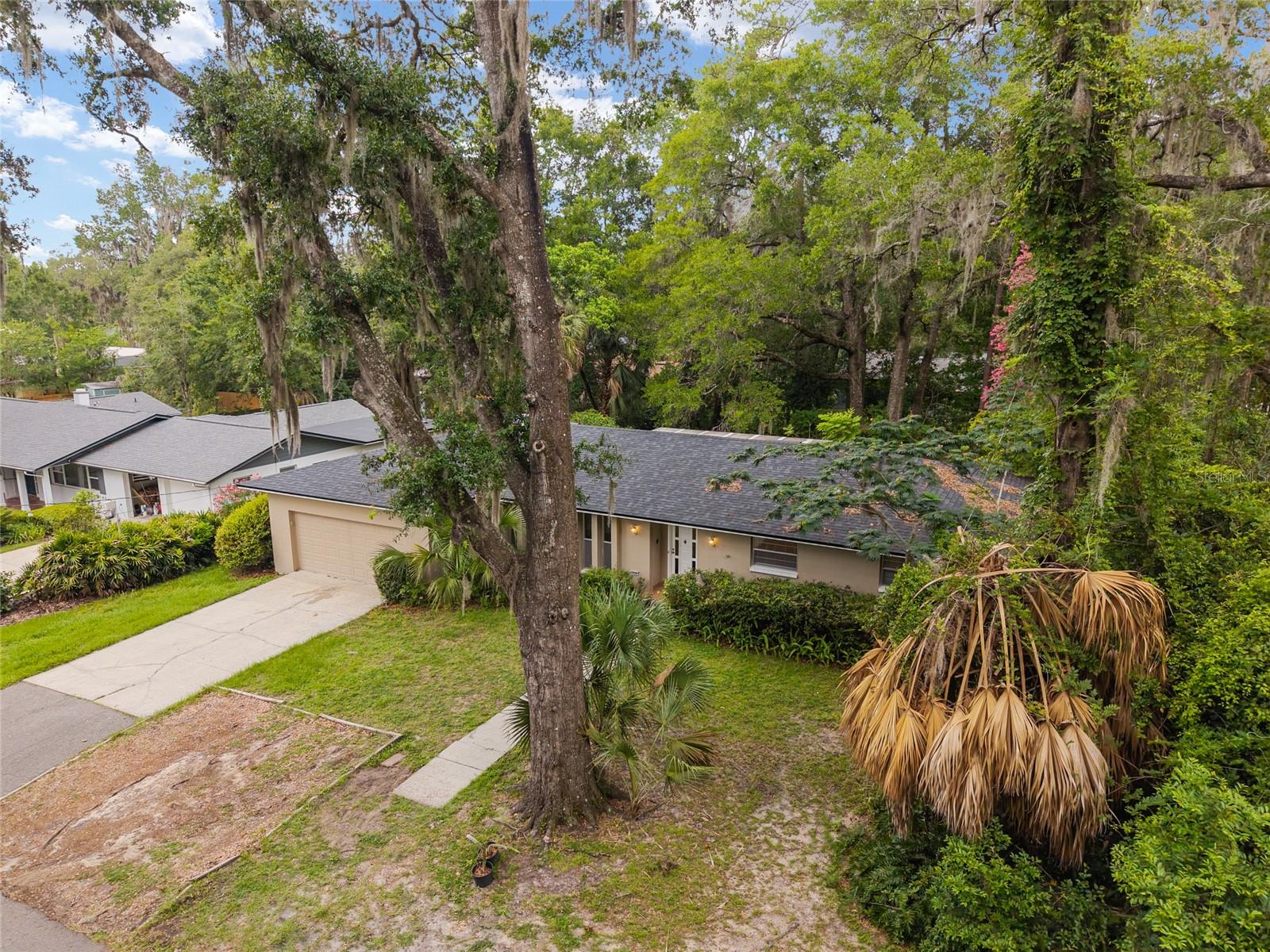 SIMMONS CRESTVIEW - Residential