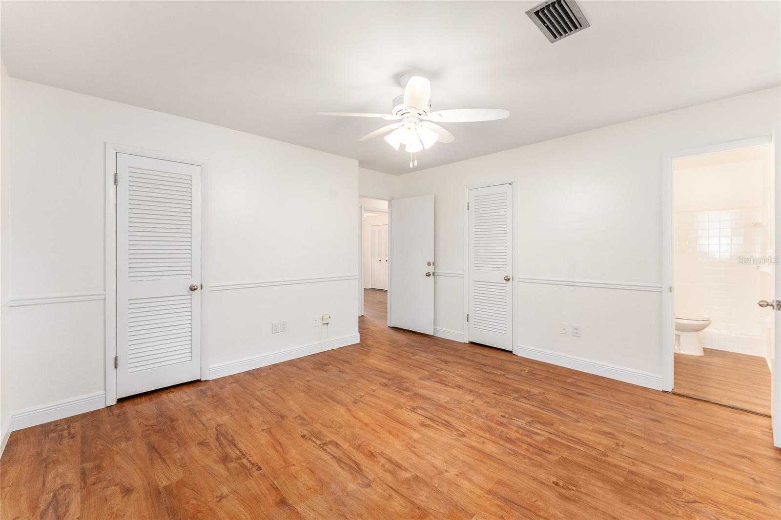 SIMMONS CRESTVIEW - Residential
