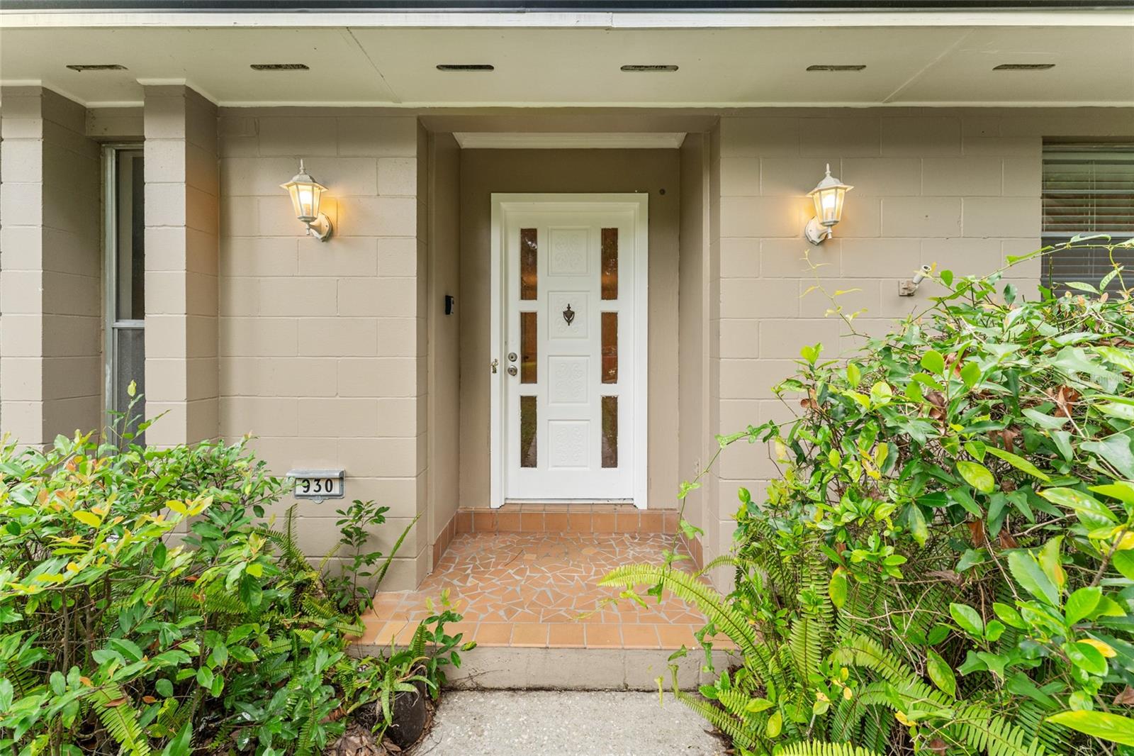 SIMMONS CRESTVIEW - Residential