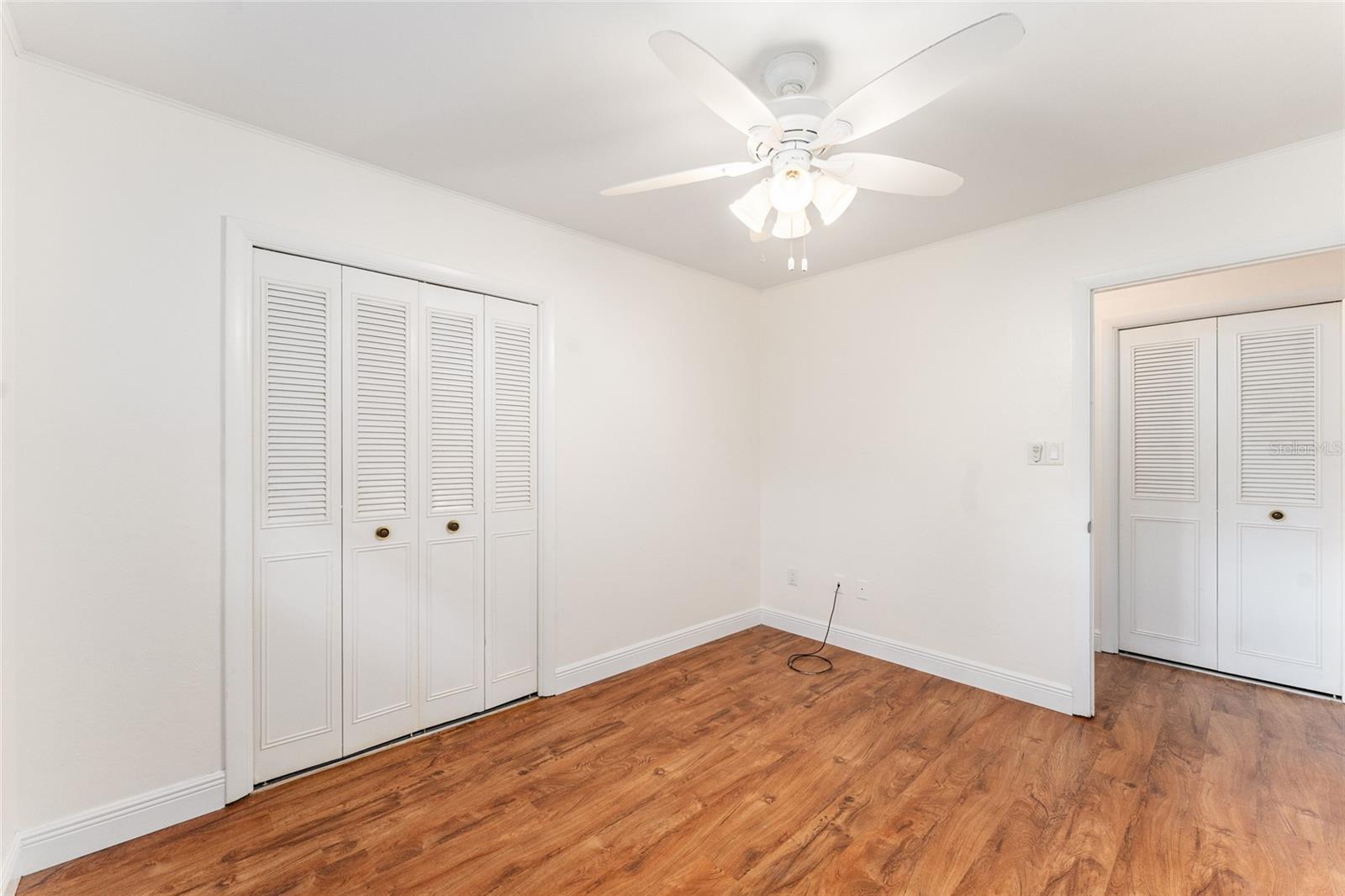 SIMMONS CRESTVIEW - Residential
