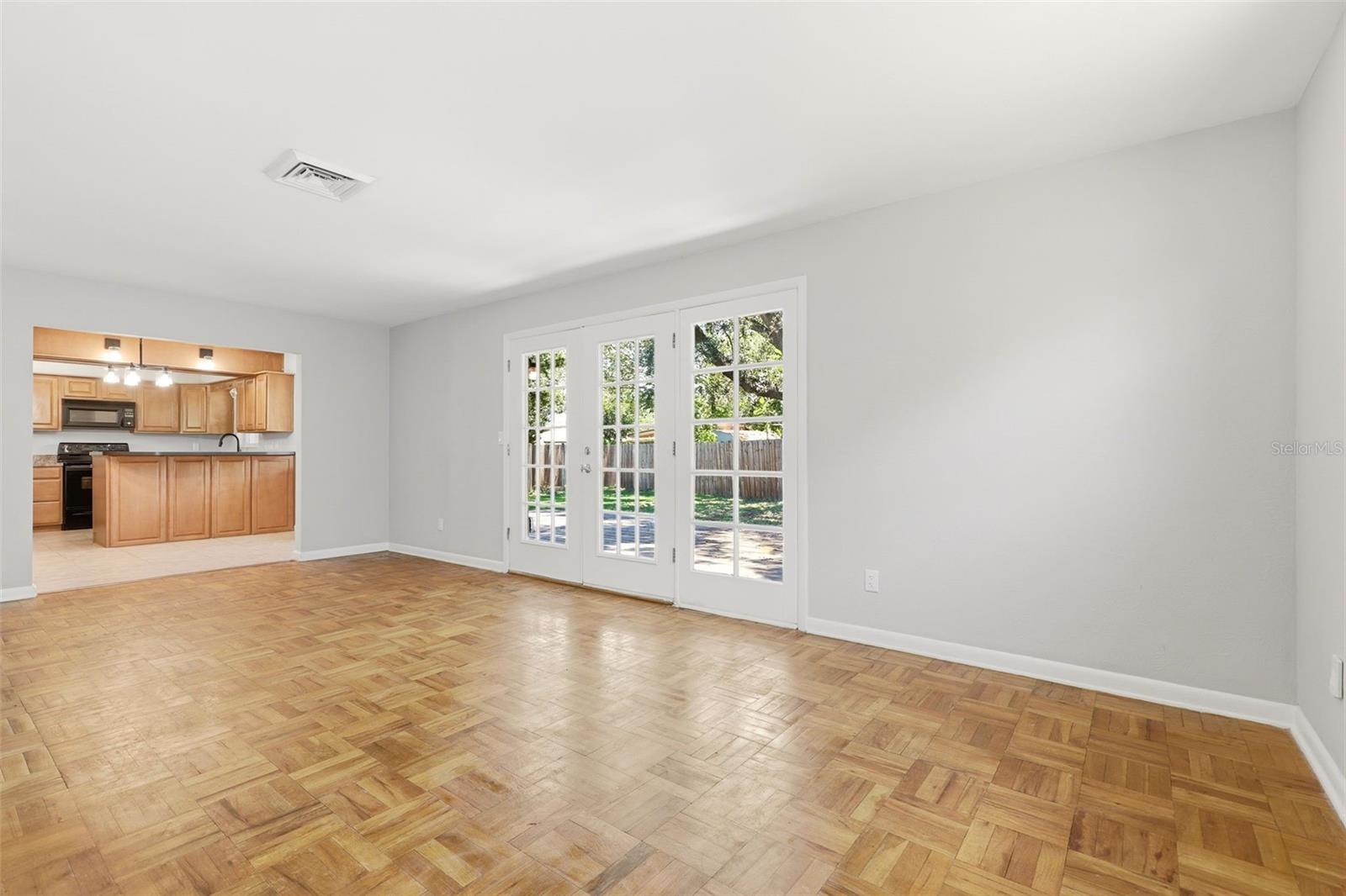 CRYSTAL LAKE TERRACE - Residential