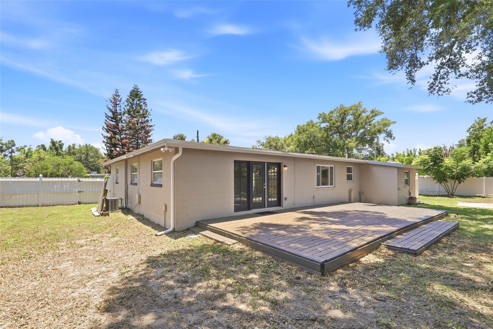 CRYSTAL LAKE TERRACE - Residential
