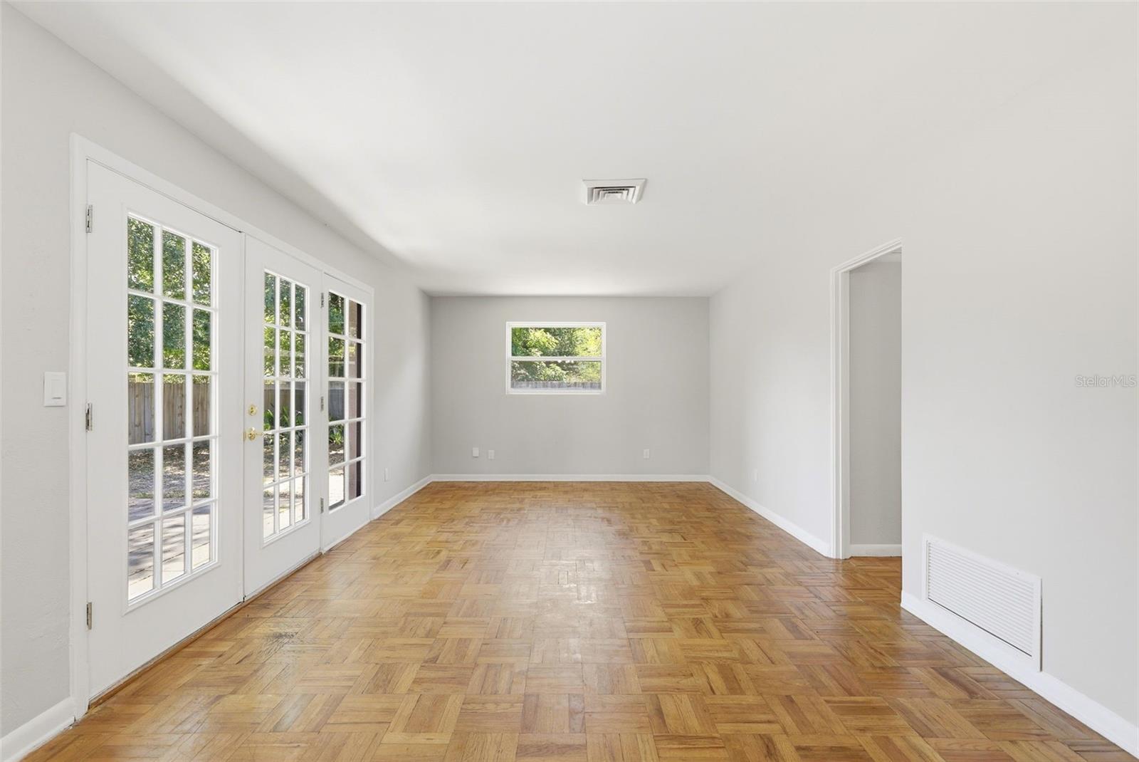 CRYSTAL LAKE TERRACE - Residential