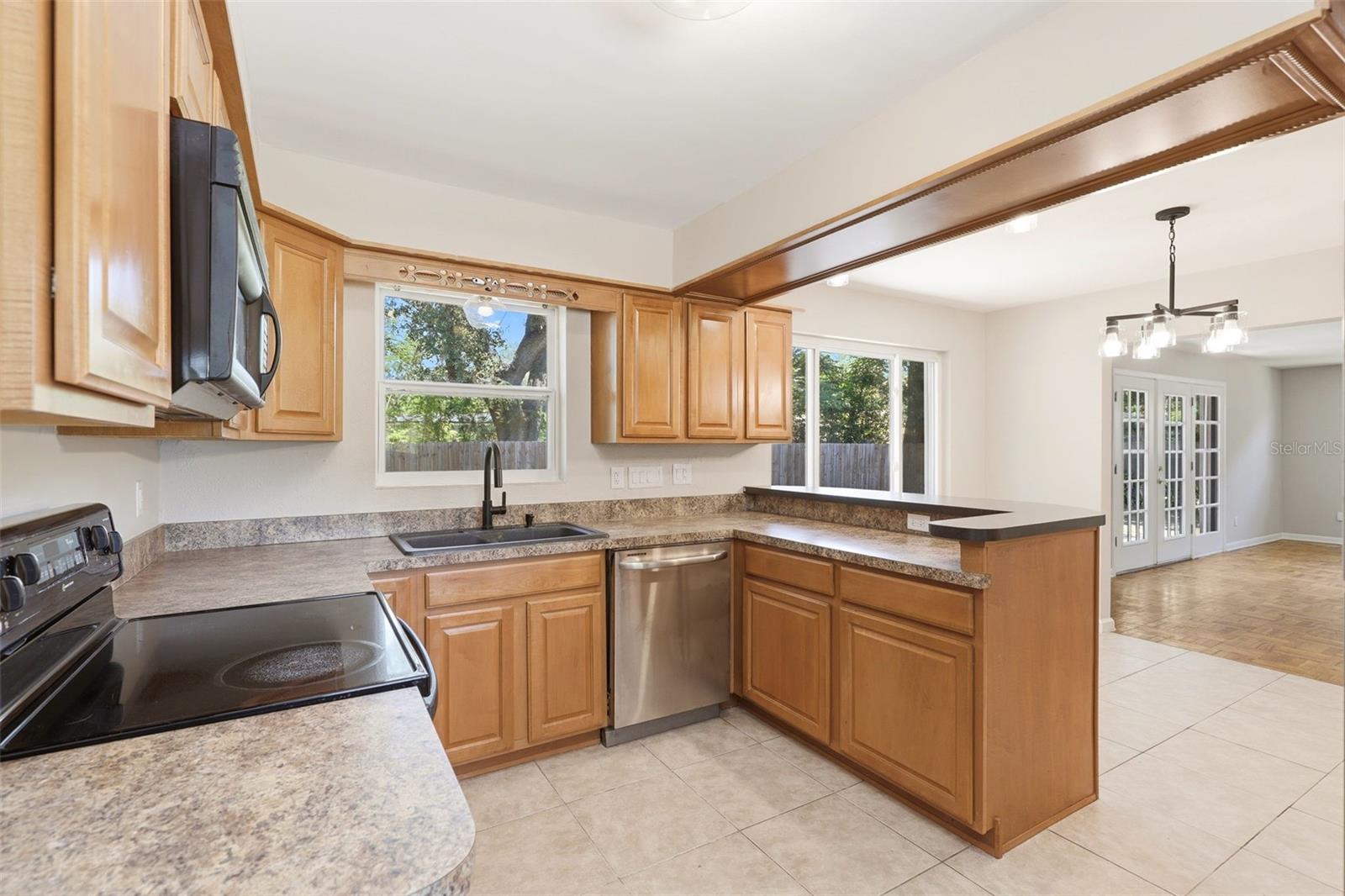 CRYSTAL LAKE TERRACE - Residential