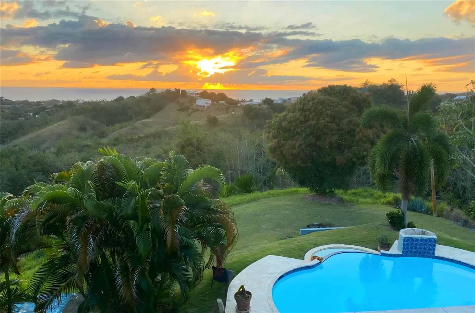 VILLA DE SUENOS - Residential