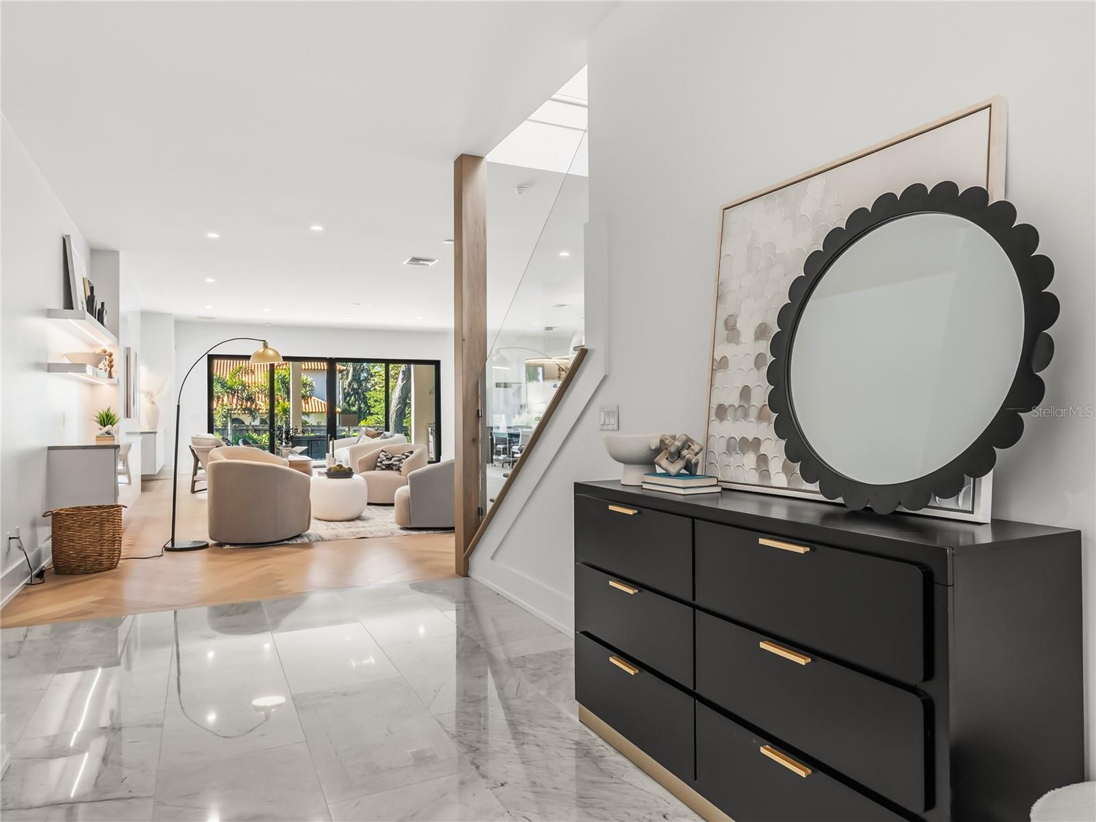 FOREST HILLS - Residential