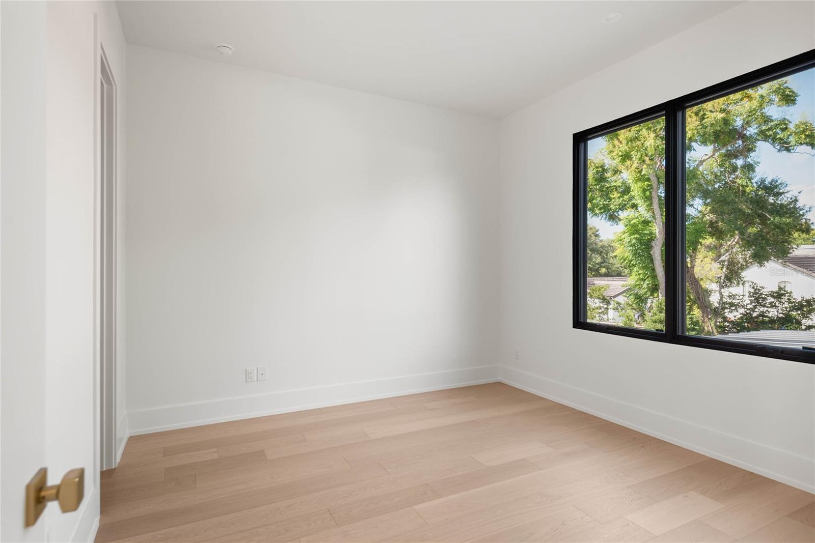 FOREST HILLS - Residential