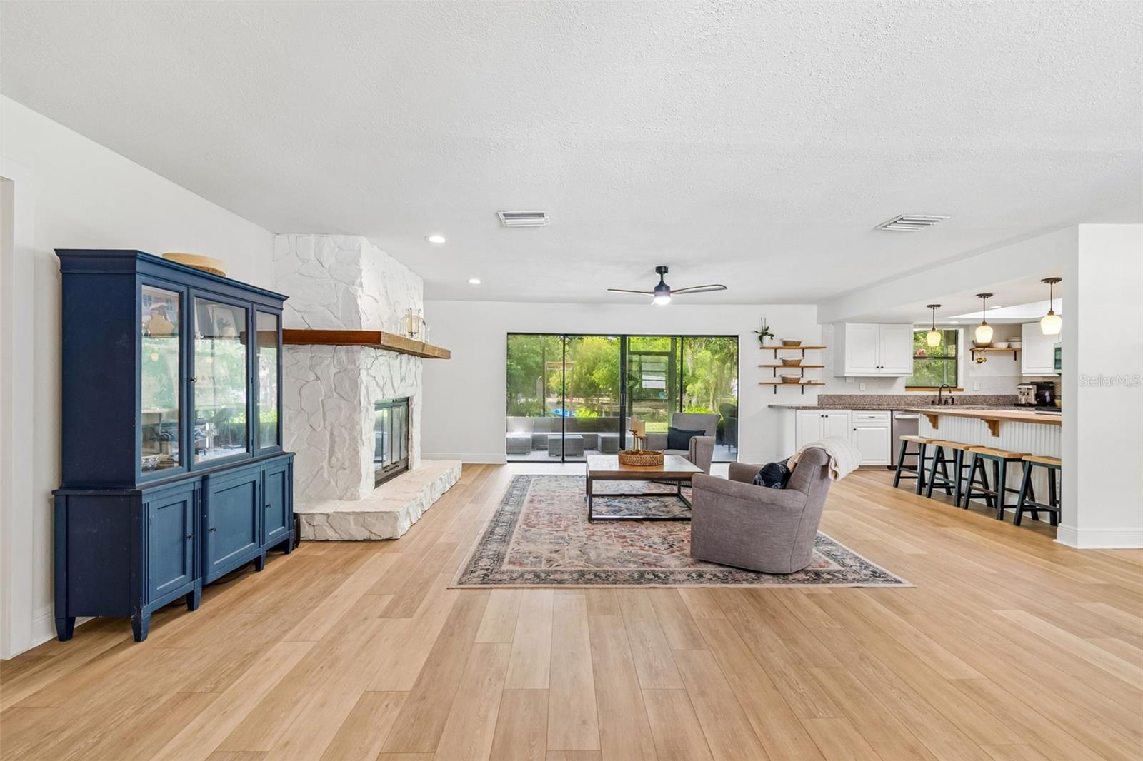 LAKE PADGETT/GROVE SHORE - Residential