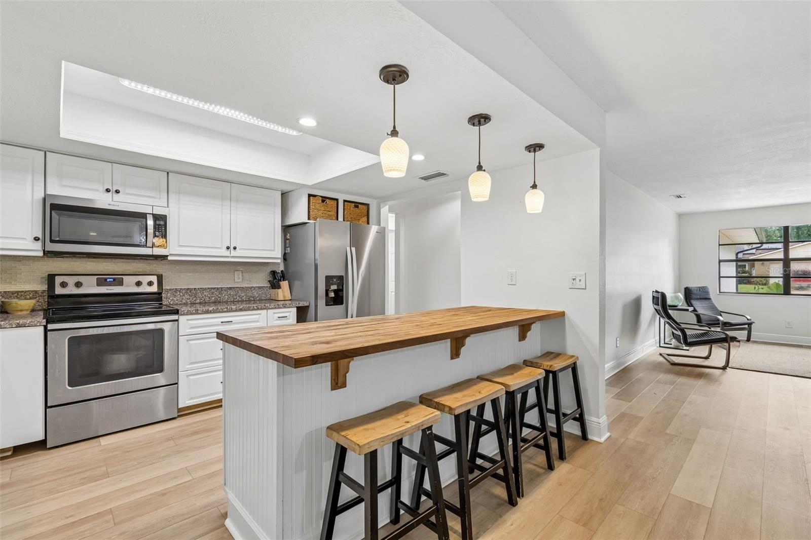 LAKE PADGETT/GROVE SHORE - Residential