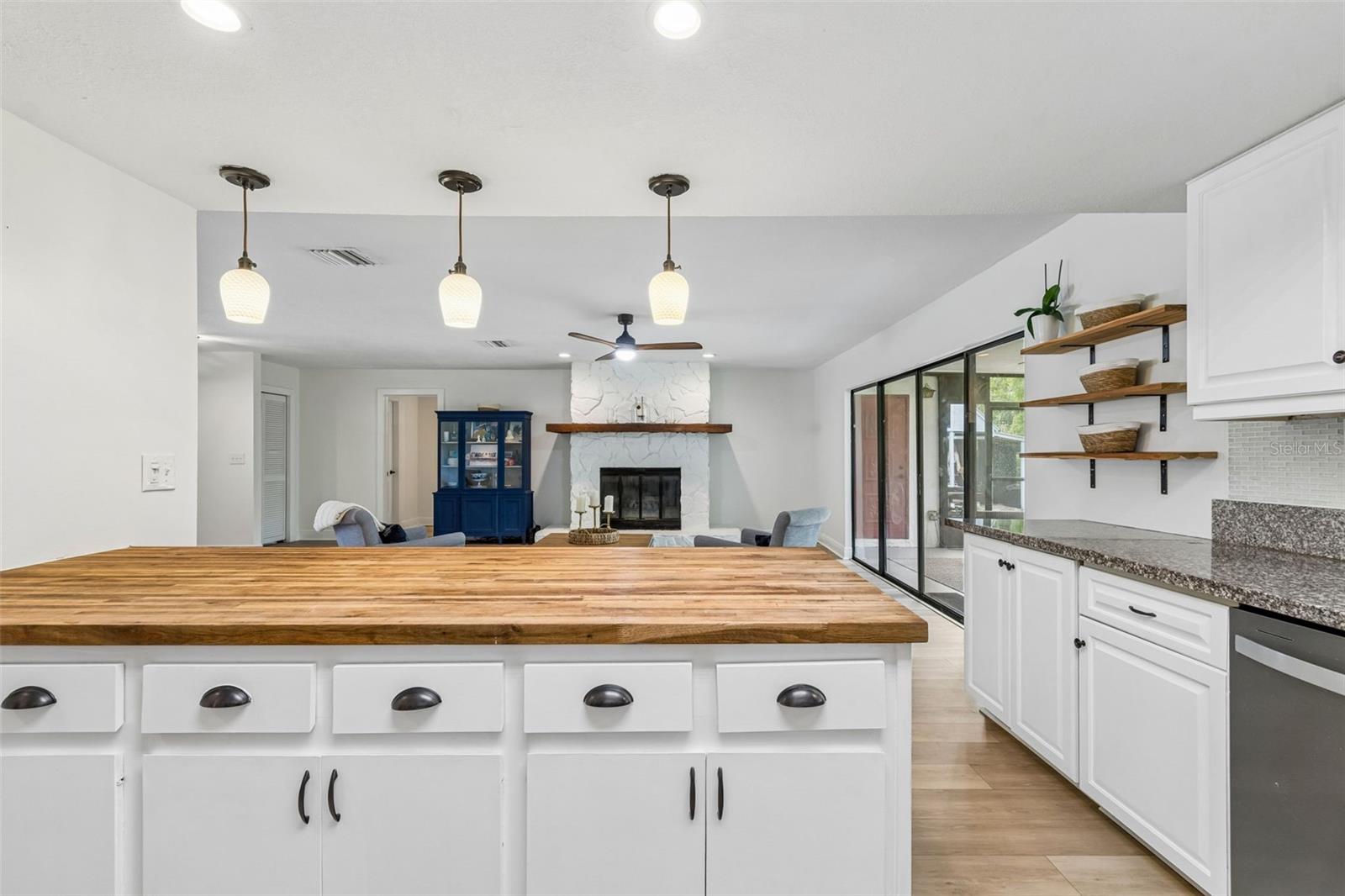 LAKE PADGETT/GROVE SHORE - Residential