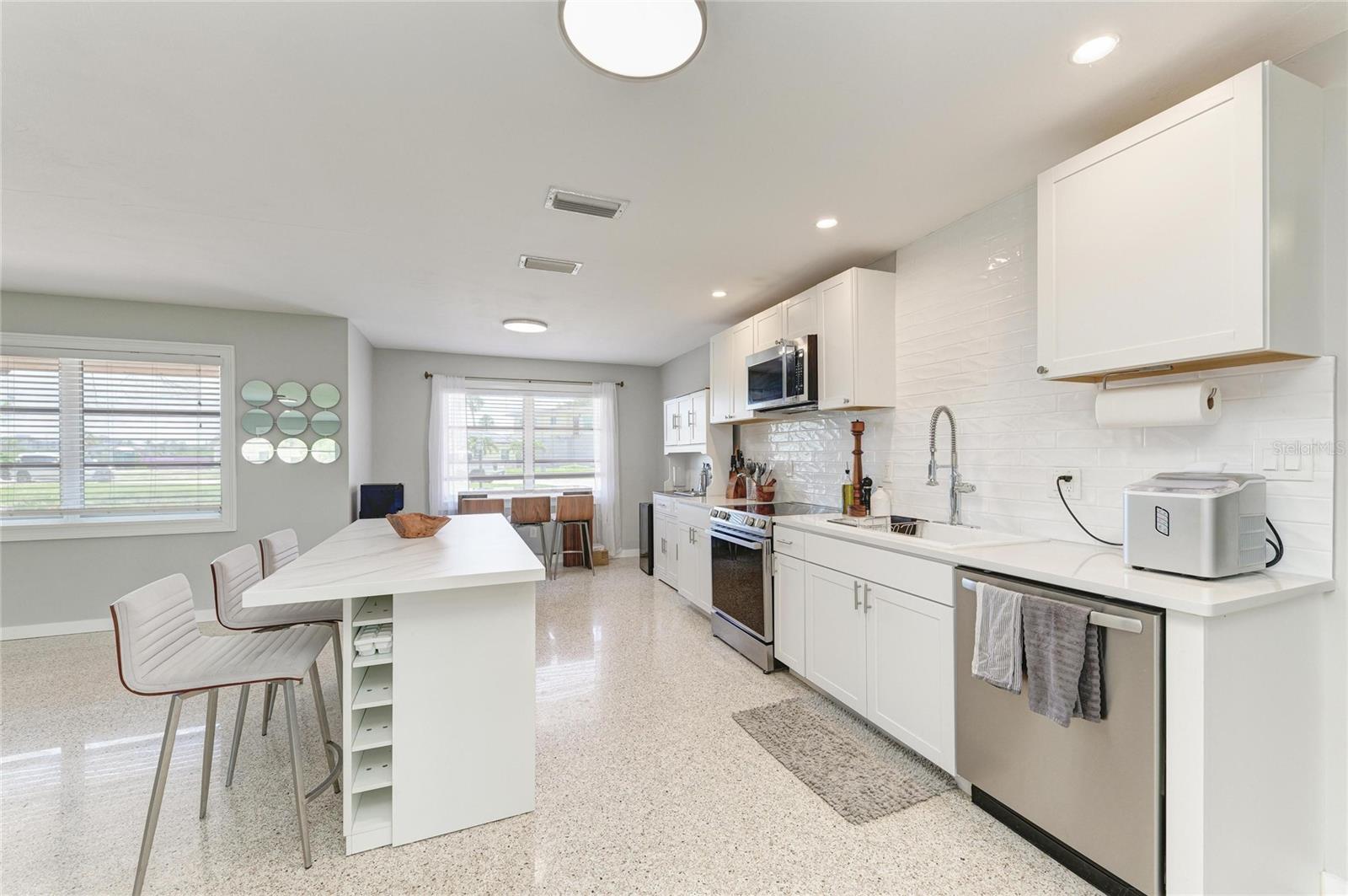 NOKOMIS ACRES AMD - Residential