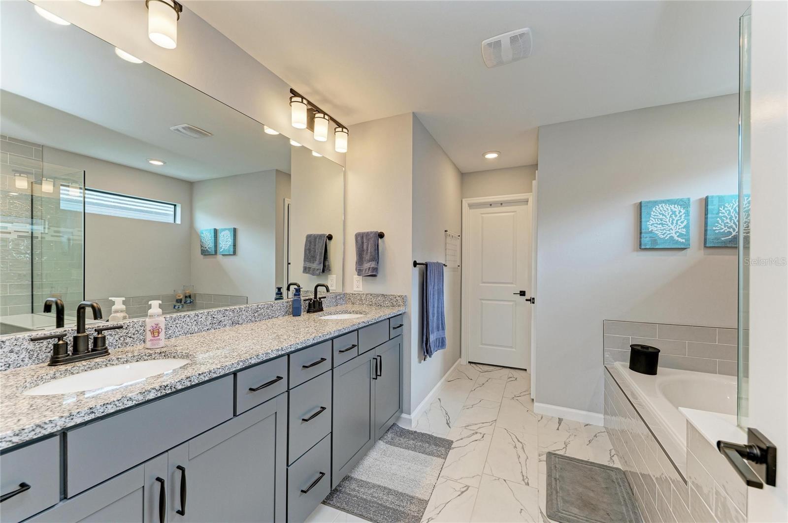 SAPPHIRE POINT PH I & II SUBPH 1A, 1B, 1 - Residential