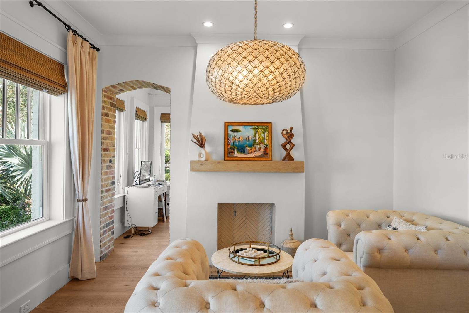 NEW SUBURB BEAUTIFUL - Residential